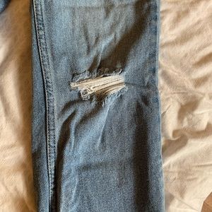 Abercrombie & Fitch High Rise Super Skinny Ankle Jeans